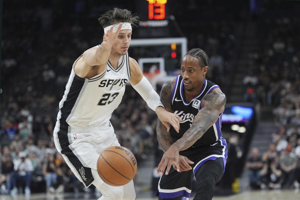 在场上打出 在场上打出