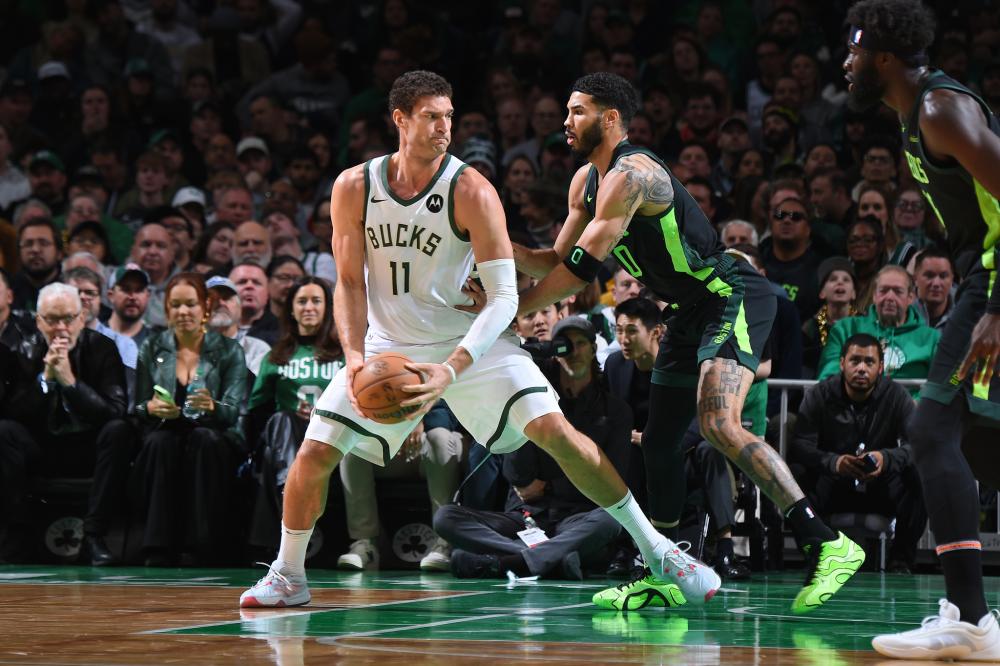 节日期间的 节日期间的