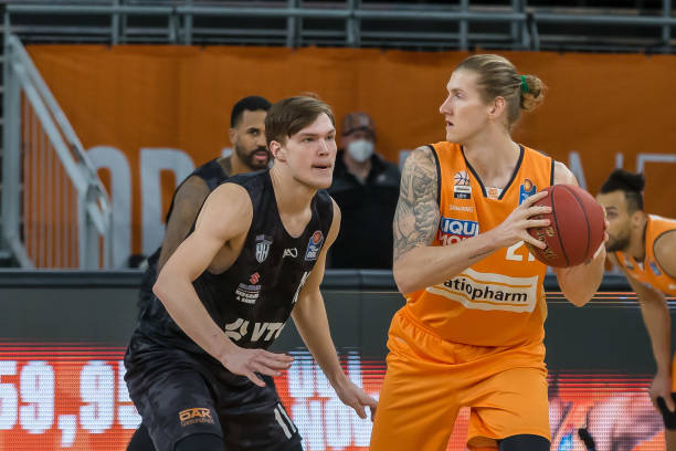 例也映证了 例也映证了