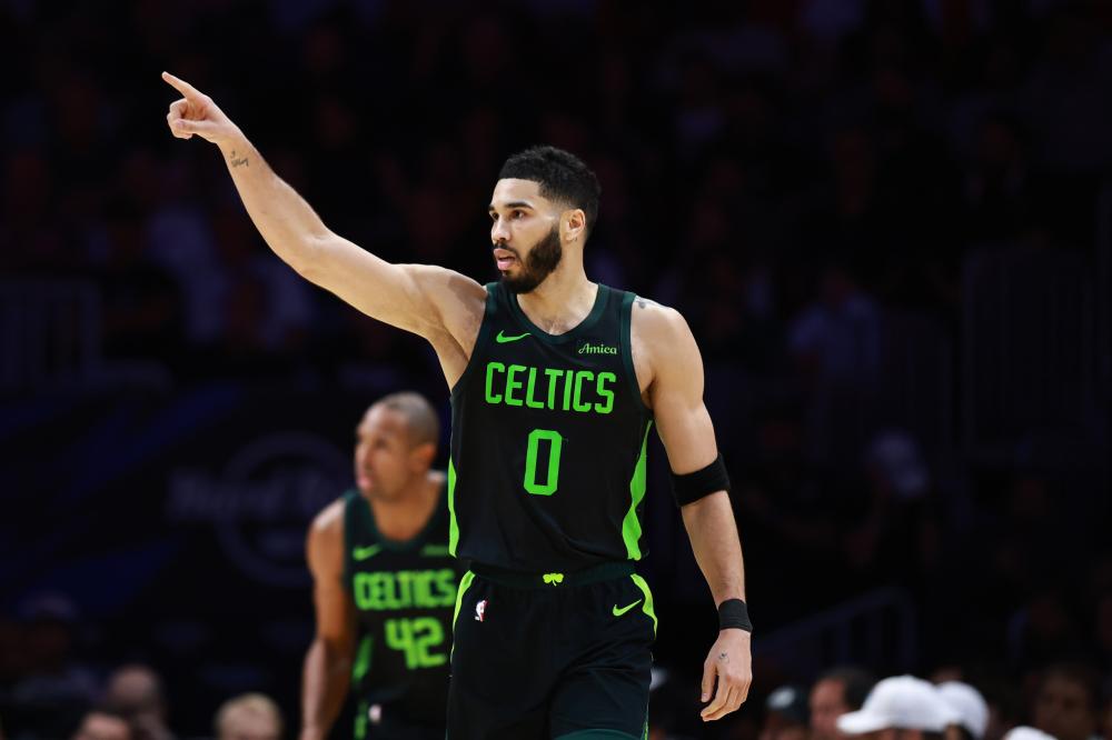 孔帕尼正是 孔帕尼正是