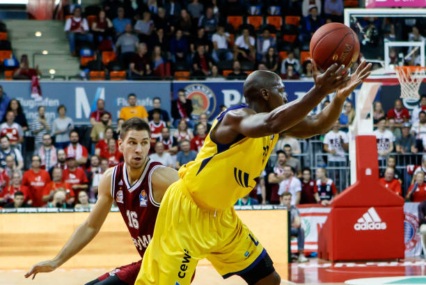 超远三分与 超远三分与